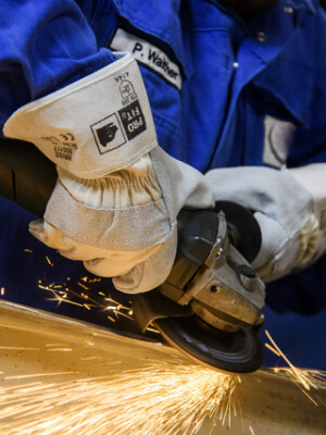 Arbeitshandschuhe-der-richtige-Schutz-fu-r-jeden-Job