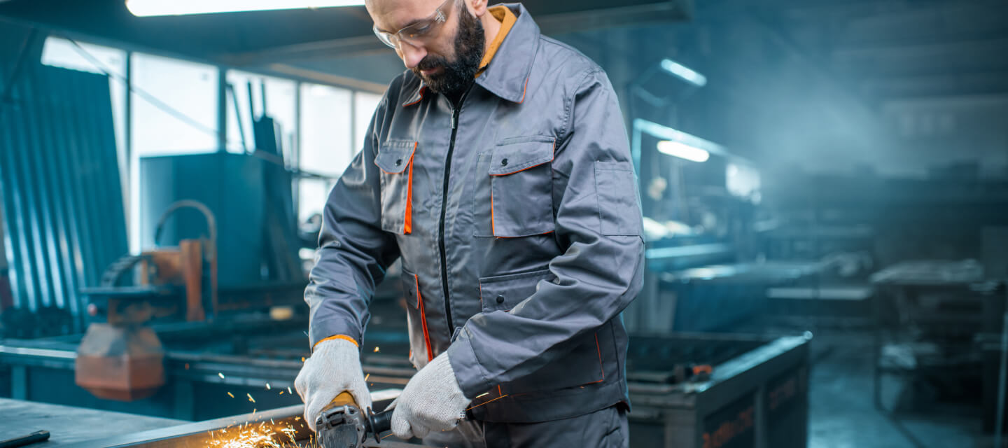 Sichere-Arbeitskleidung